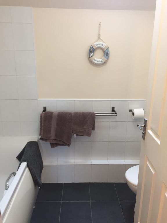 6 Varis Apartments Forres Bagian luar foto
