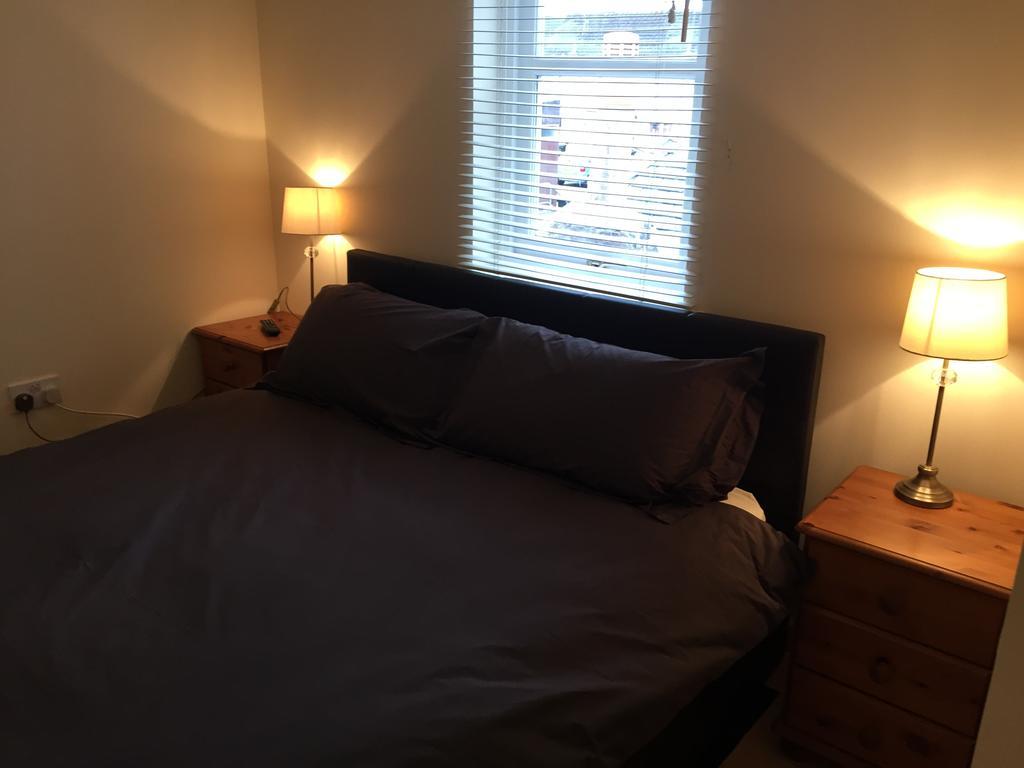 6 Varis Apartments Forres Bagian luar foto