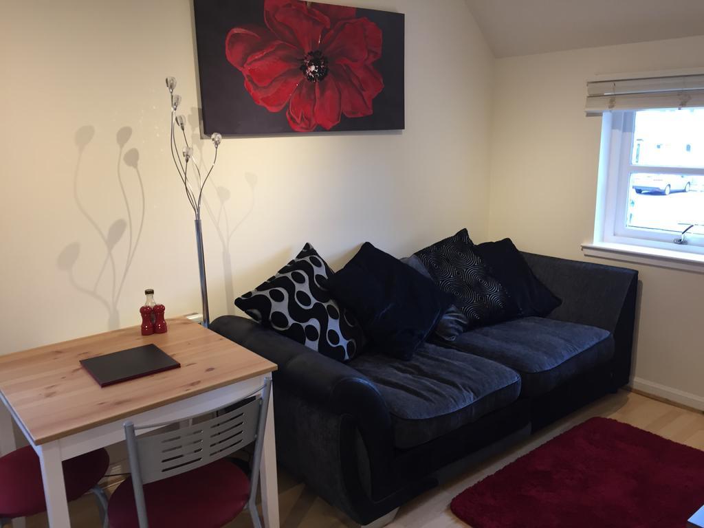 6 Varis Apartments Forres Bagian luar foto